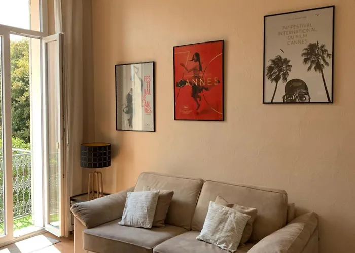 2 Pieces Centre Apartment
